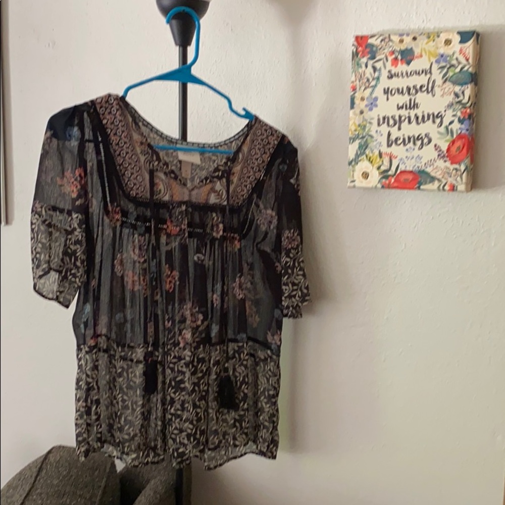Womens short sleeve blouse
